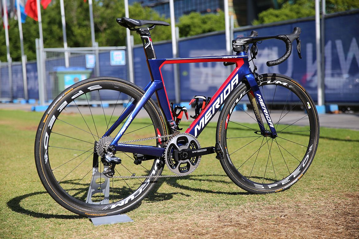 Yukira Arashiro's 2017 Bahrain-Merida Reacto