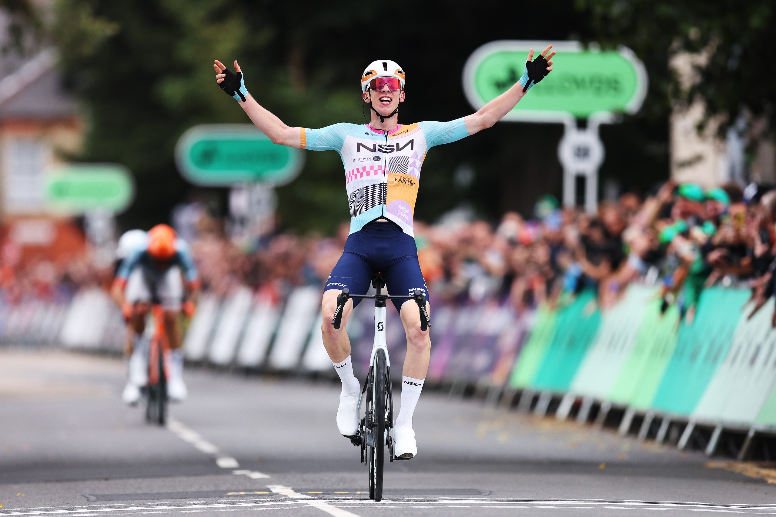 Lewis Askey wins stage 1 of the 2026 Tour of Britain Men