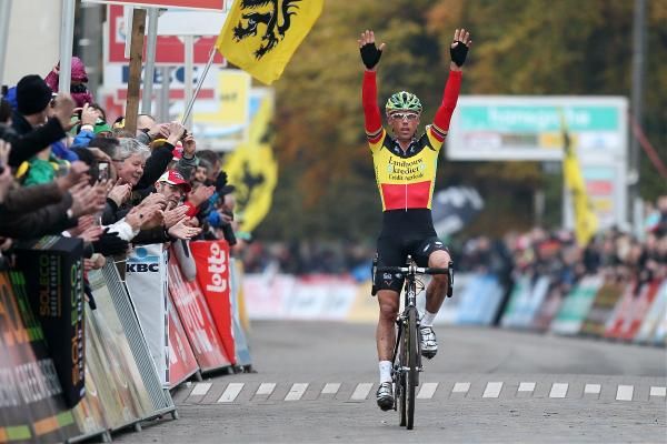 Sven Nys (Landbouwkrediet-Euphony) wins in Hamme-Zogge