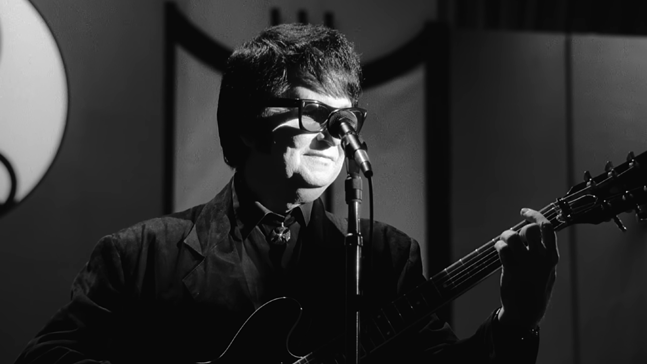Roy Orbison performing "Only the Lonely" in Black &amp;amp; White 30