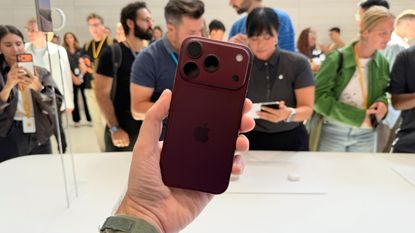Apple iPhone 18 Pro and iPhone 18 Pro Max Hands-On