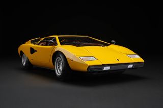 Lamborghini Countach LP400 by Amalgam Collection