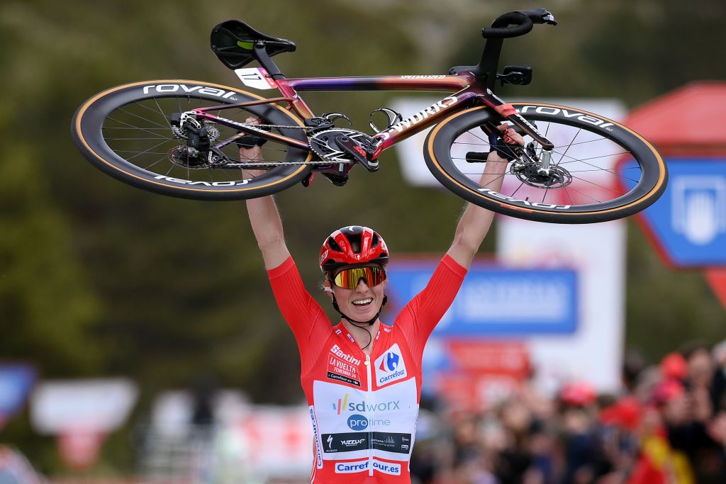 Demi Vollering celebrates winning La Vuelta Femenina