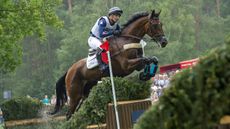 Alex Bragg eventer riding Zagreb
