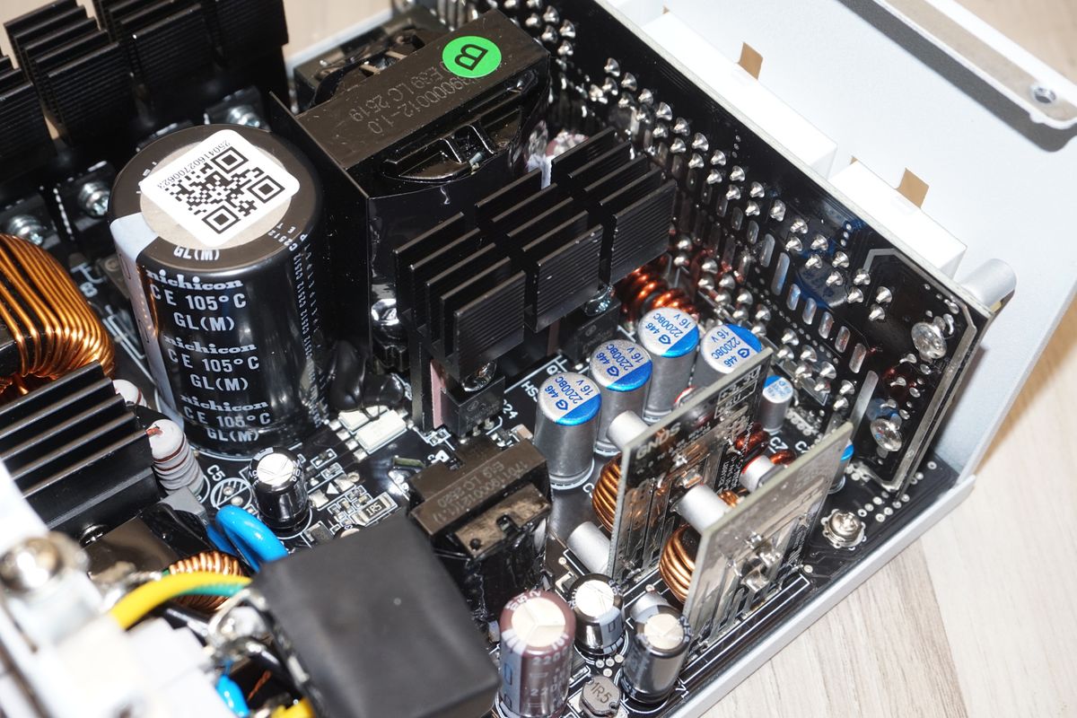 Phanteks AMP GH 750W