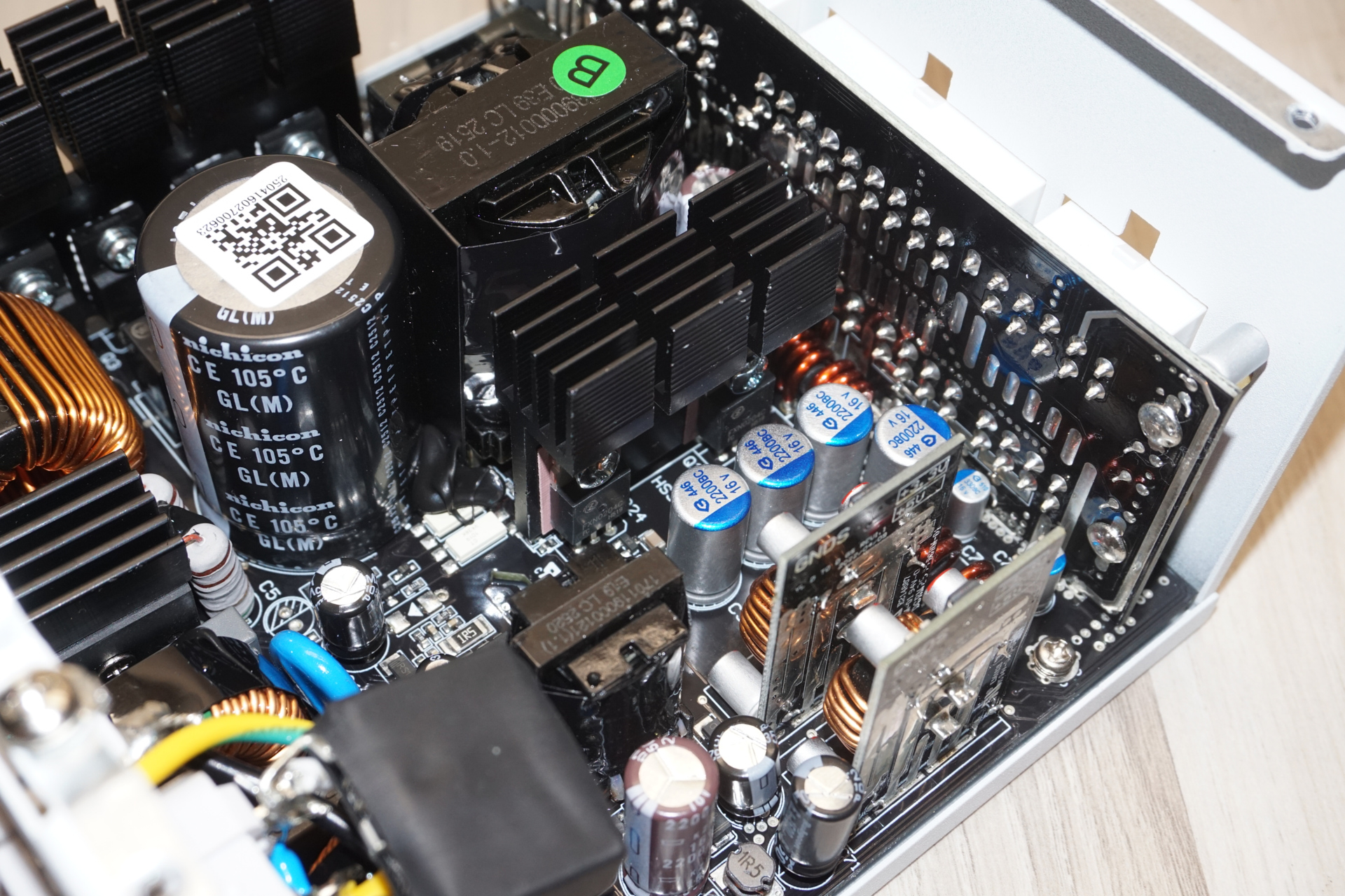 Phanteks  AMP GH 750W