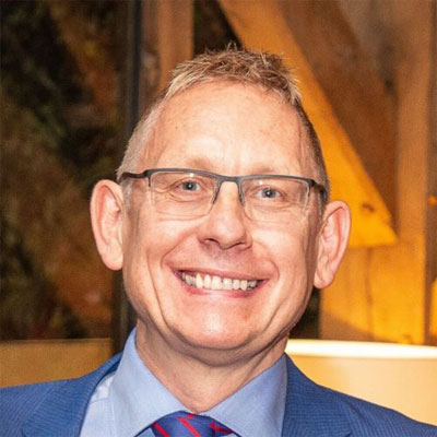 headshot of heating and appliance expert Ian Palmer-Smith
