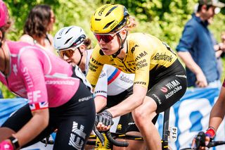 Dutch National Championships: Lieke Nooijen wins two-up sprint victory over Femke Markus