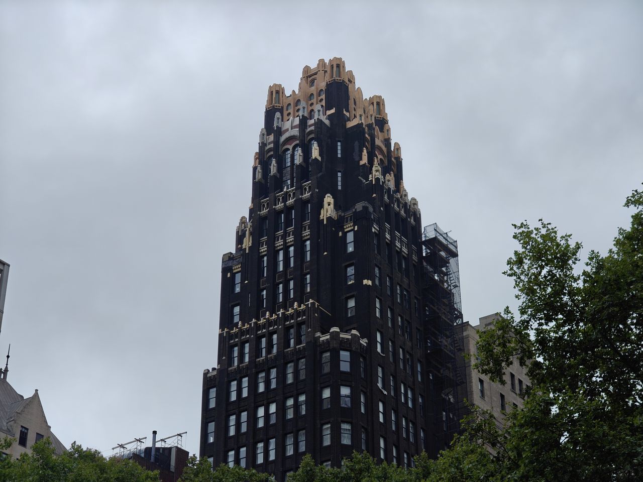 OnePlus Open zoom sample.
