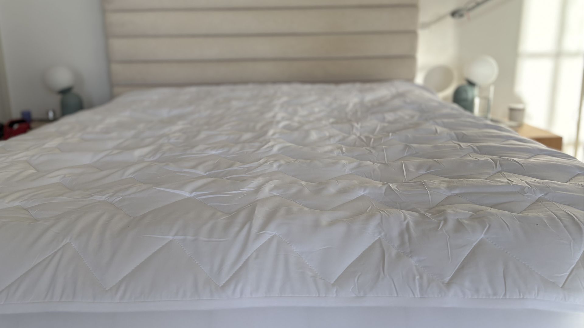 Testing the Fogarty Temperature Balance Mattress Protector on the bed
