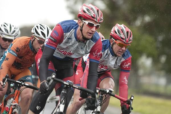 Cameron Peterson (right) follows through a Virgin Blue/RBS Morgans teammate during stage one.