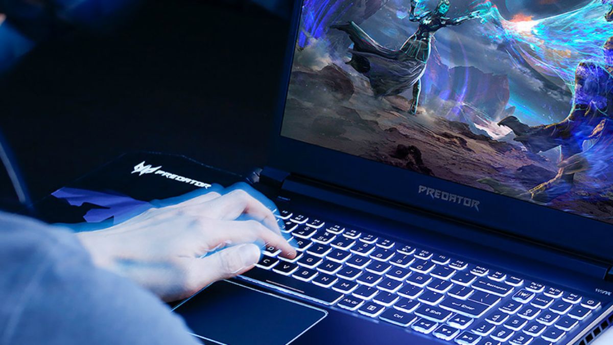 Get an Acer Predator Helios 300 Gaming Laptop for just $999, saving $200