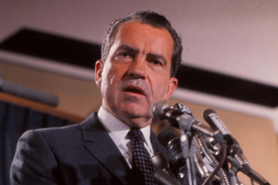 &amp;#039;Smart girls&amp;#039; never swear, Nixon claims in new White House tapes