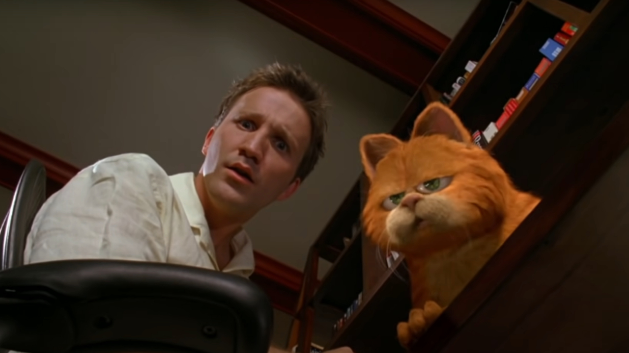 Breckin Meyer y Garfield en Garfield: La película