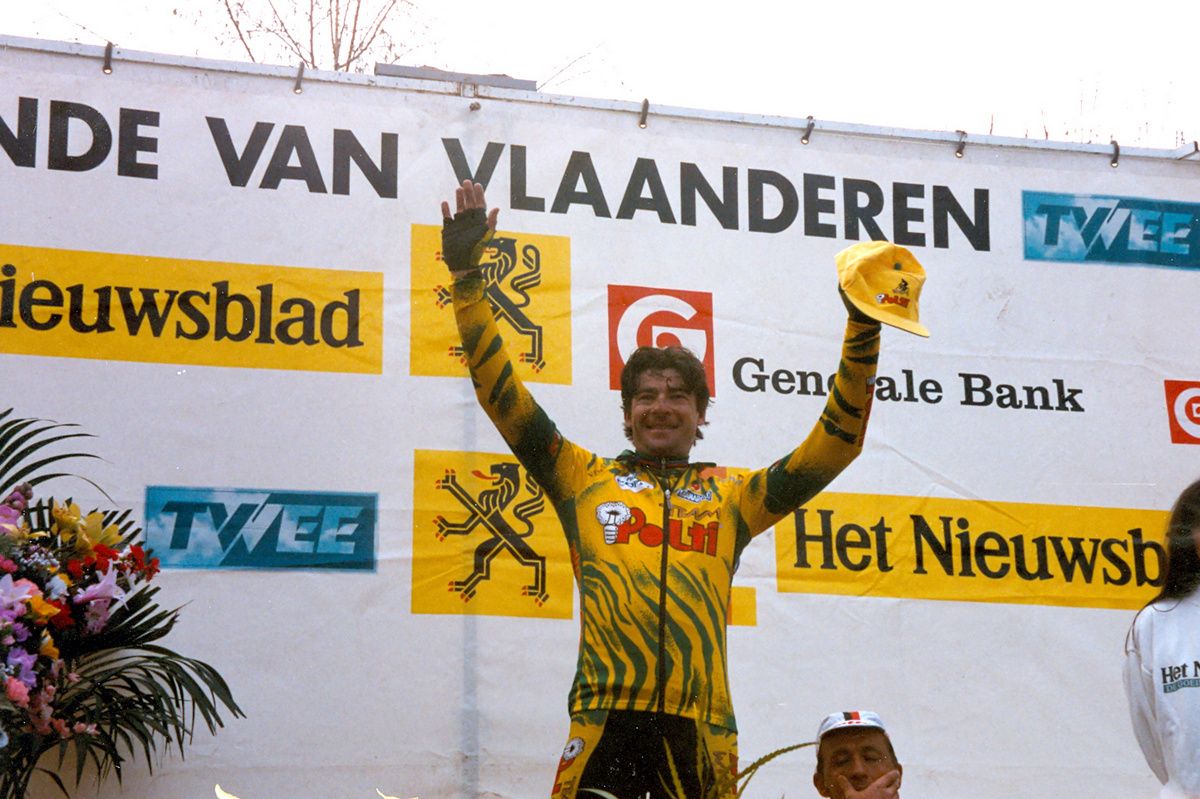 Gianni Bugno won the 1994 edition of the Tour of Flanders