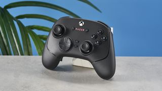 Photograph of the Razer Wolverine V3 Pro controller