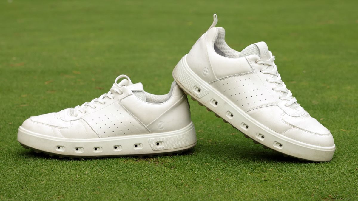 Ecco Street 720 Golf Shoe Review