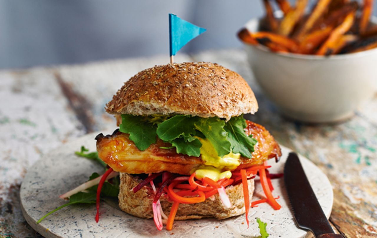 chicken breast recipes, Honey chicken burger with sweet potato chips