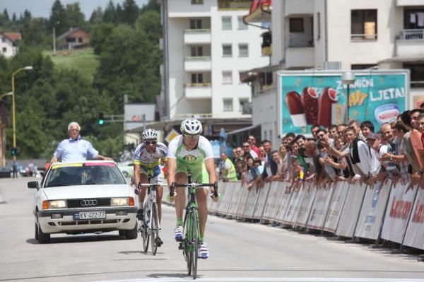 Matej Mugerli (Perutnina Ptuj) won the stage from a small break away.