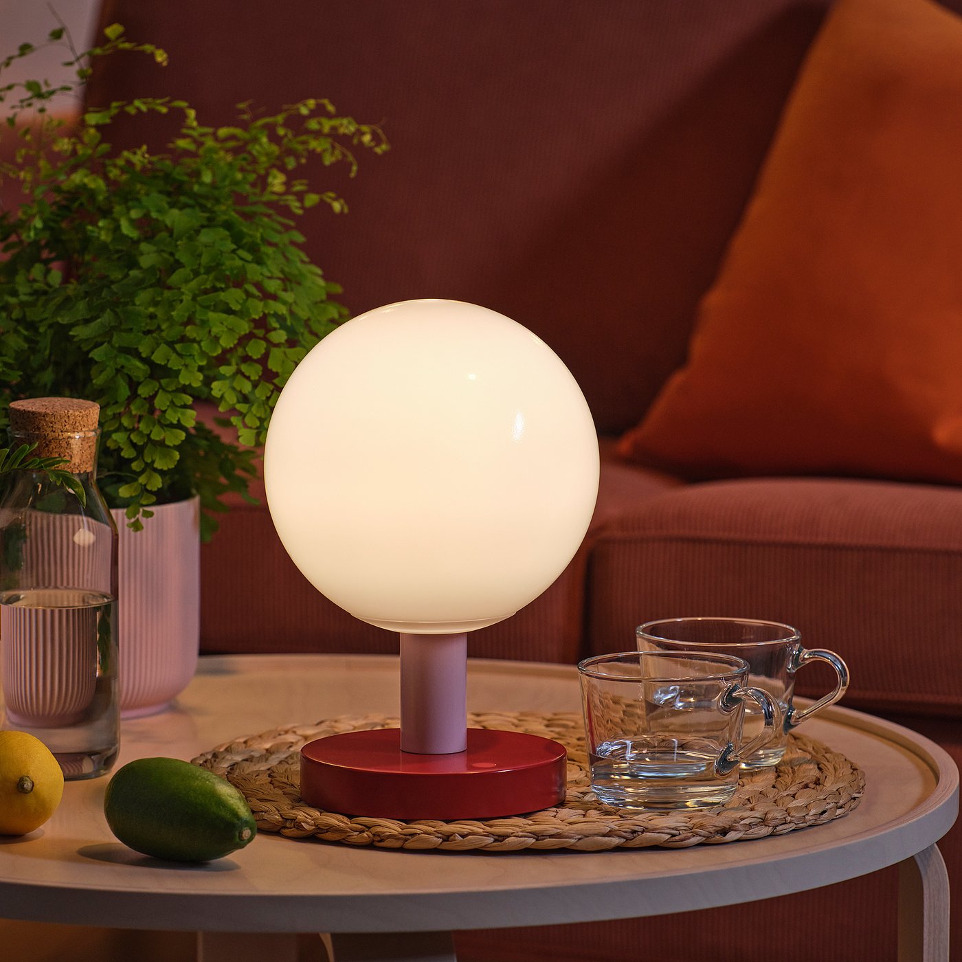 Solvinden Led Decoration Lighting - Battery-Operated Globe/red Light Pink 26 Cm