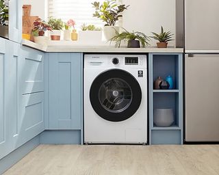 Currys advertorial: Image of Samsung washer
