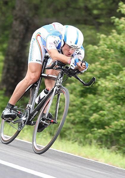 Alessandro Bertolini gets really aero.