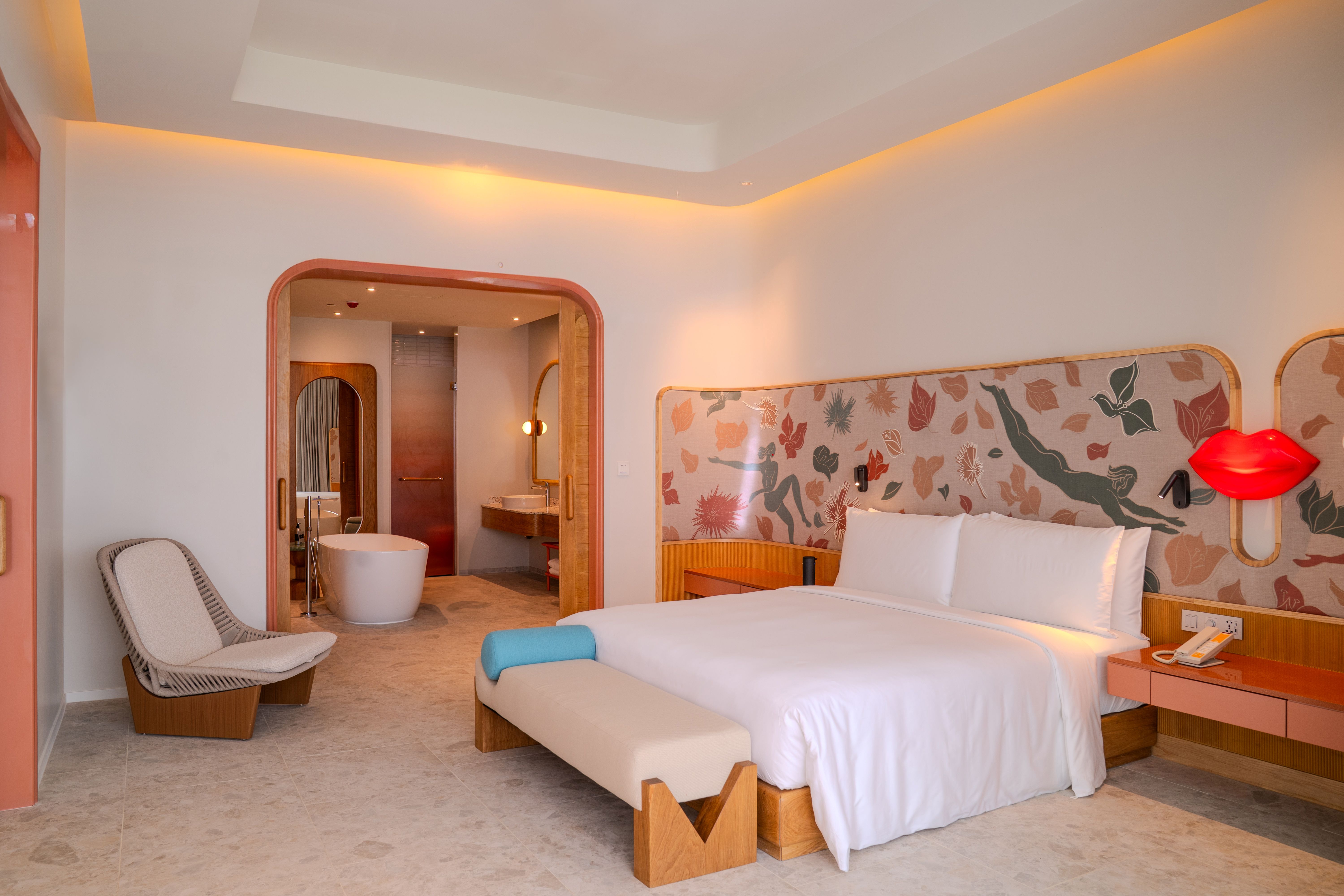 the standard, pattaya na jomtien review