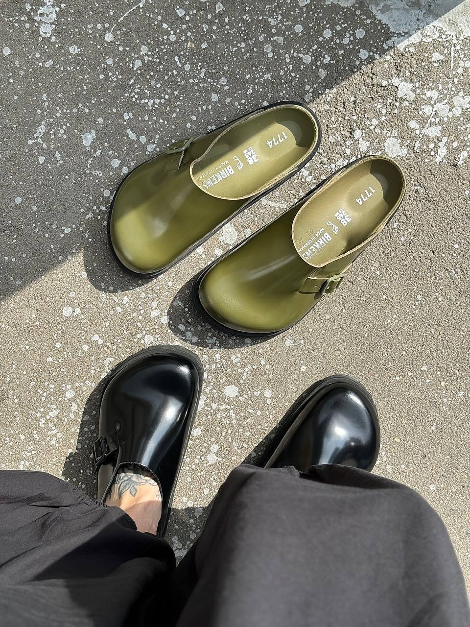dated summer shoe trends 2026: rubber leather clogs