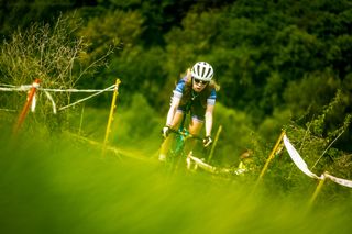 how to do sports photography cycling