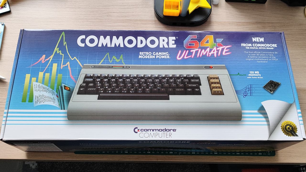 Commodore 64 Ultimate unboxing