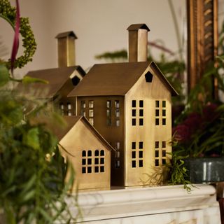 Elodie Mantel Houses (Set of 2)