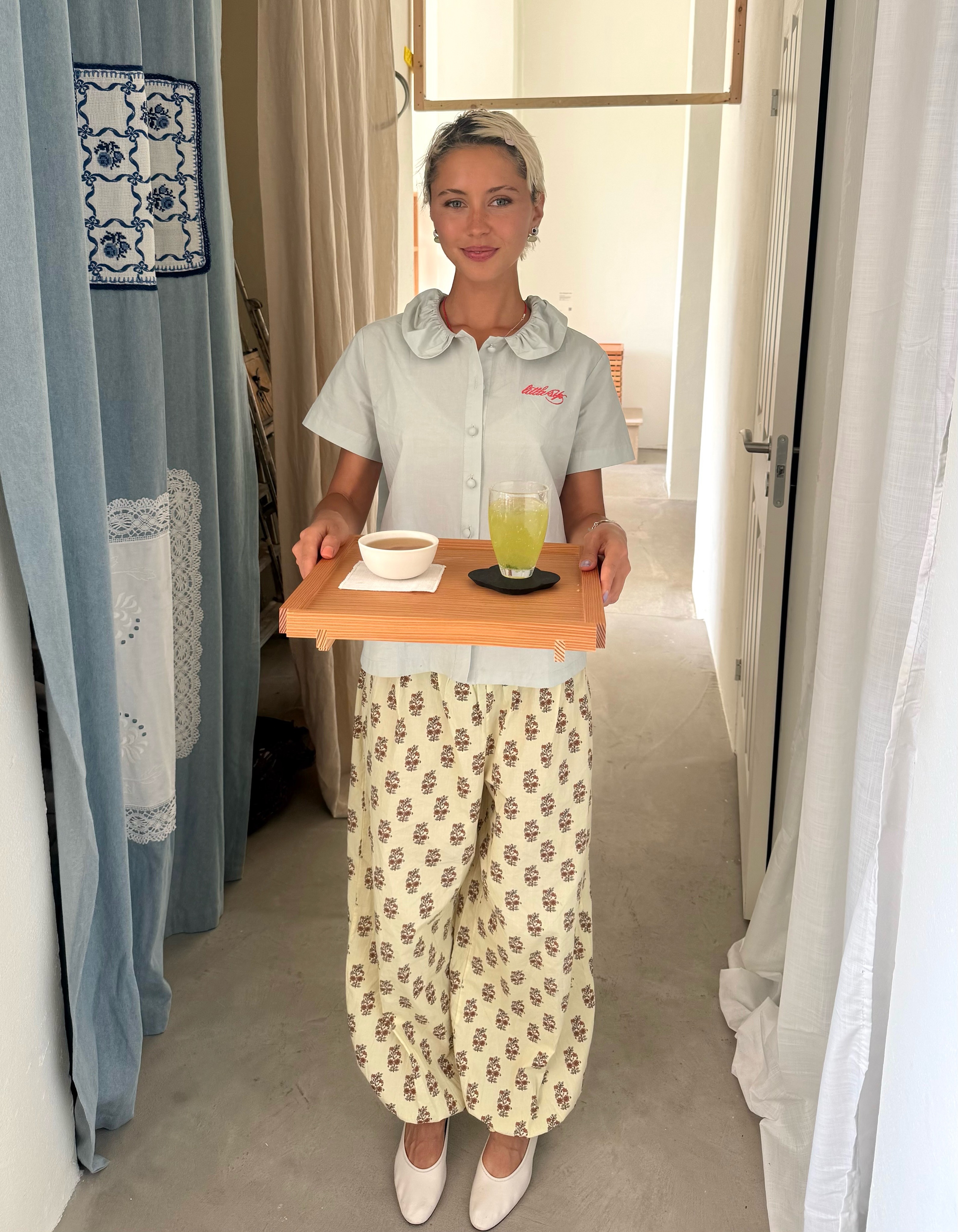 Hold the Jeans—Ballet Flats Look Chicest With This New Season Trouser Trend
