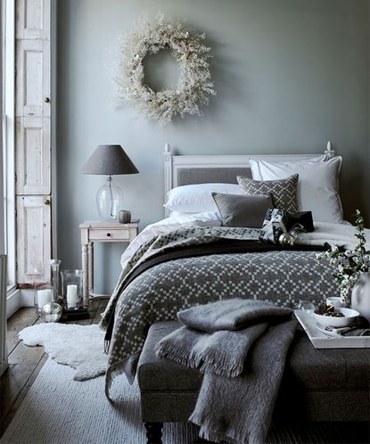 Christmas bedroom decor ideas: 12 ways for a festive bedroom