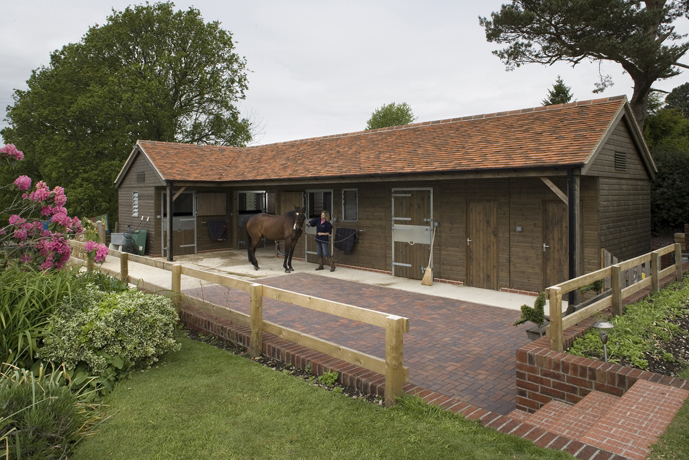Scotts stables2