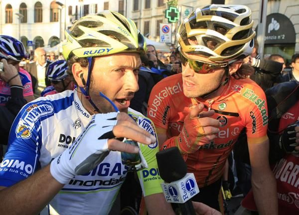 Ivan Basso and Samuel Sanchez chat