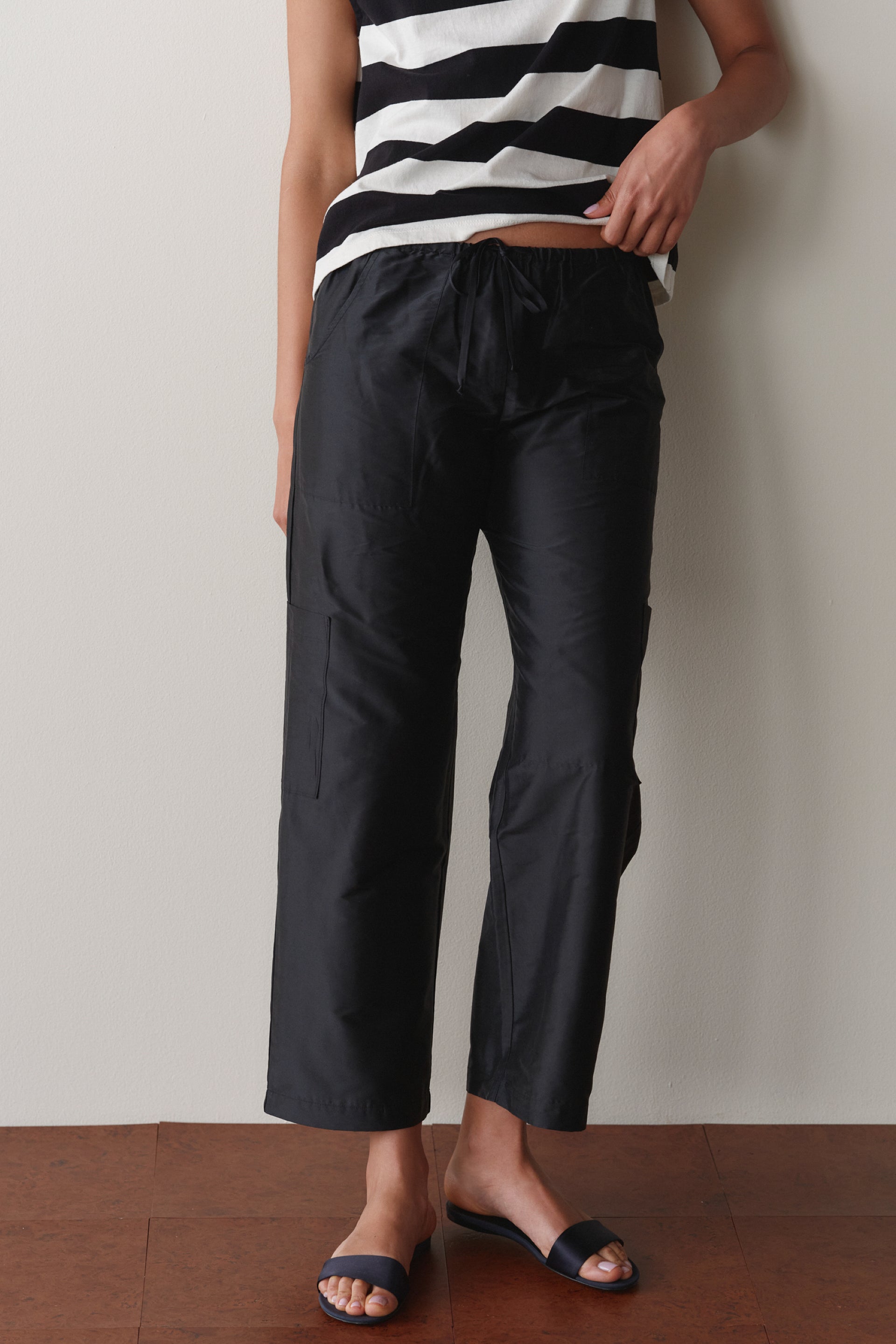 The Silk Taffeta Cargo Pant - Jet / Jet / Xxs