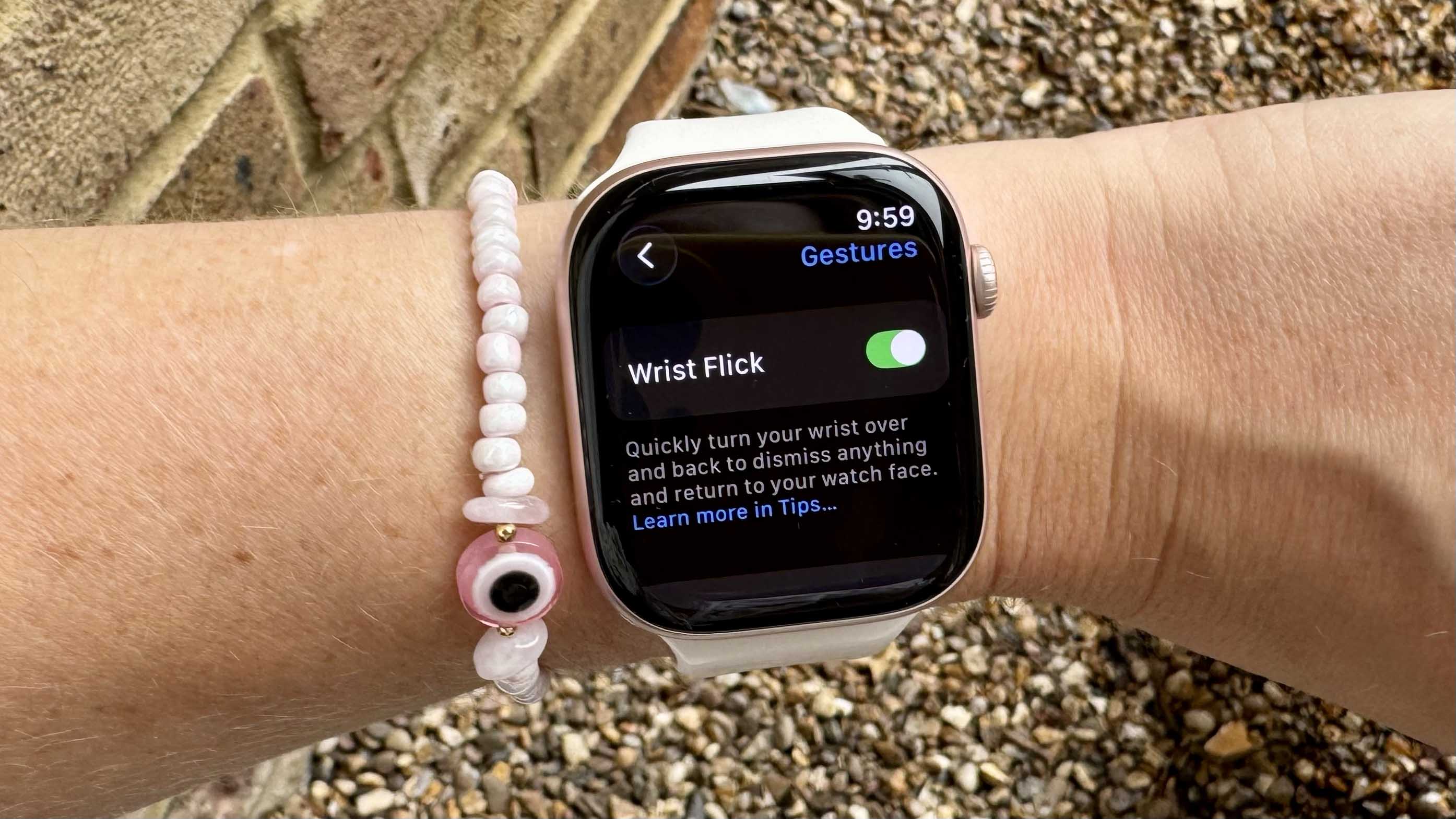 Apple Watch 10 Wrist Flick