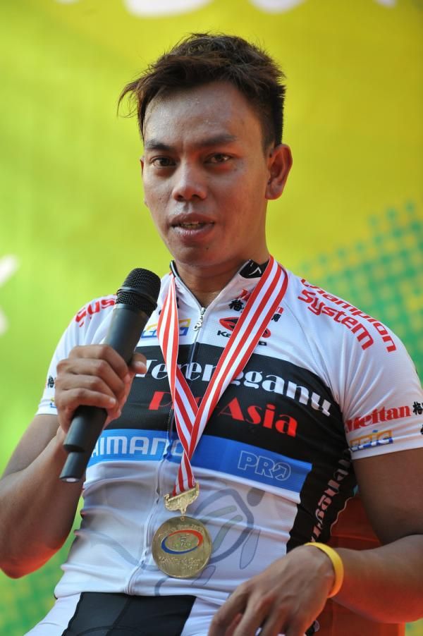 Anuar Manan (malaysia), third place of stage 0 Surabaya criterium, from Terenggane Pro-Asia Cycling Team.