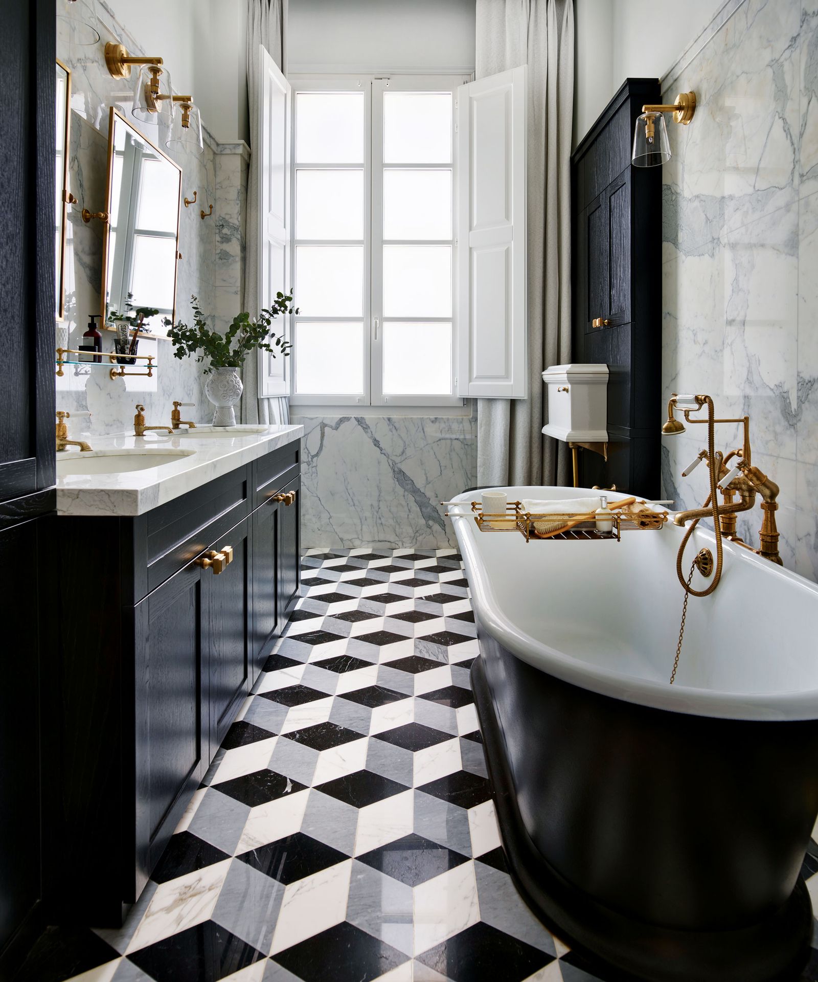 Parisian bathroom decor 10 ways to achieve elegant decor Homes & Gardens