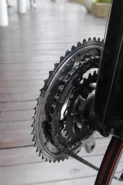 ...on the triple crankset of Herwin Jaya's Polygon Sweet Nice machine&hellip;