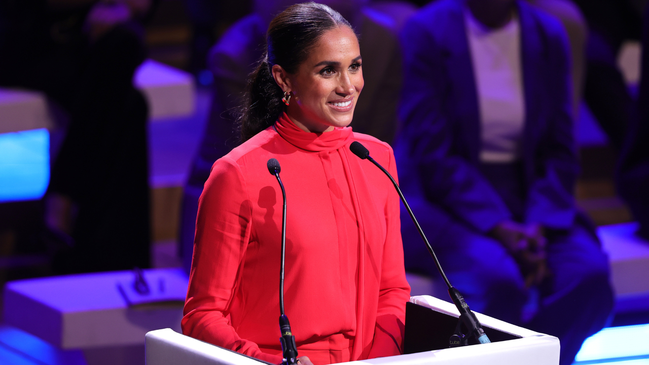 meghan markle red suit