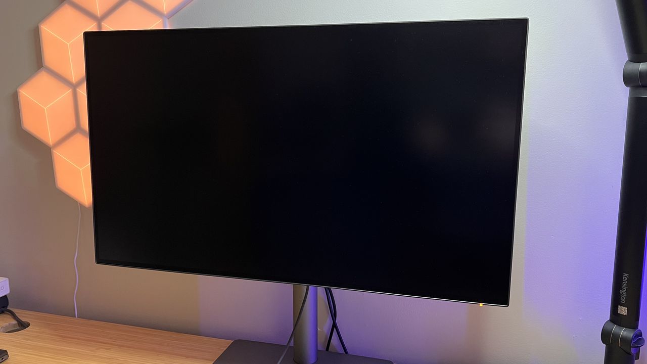 BenQ PD3220U Monitor