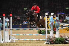 Class-12_Olympia_PN17_2828.jpg