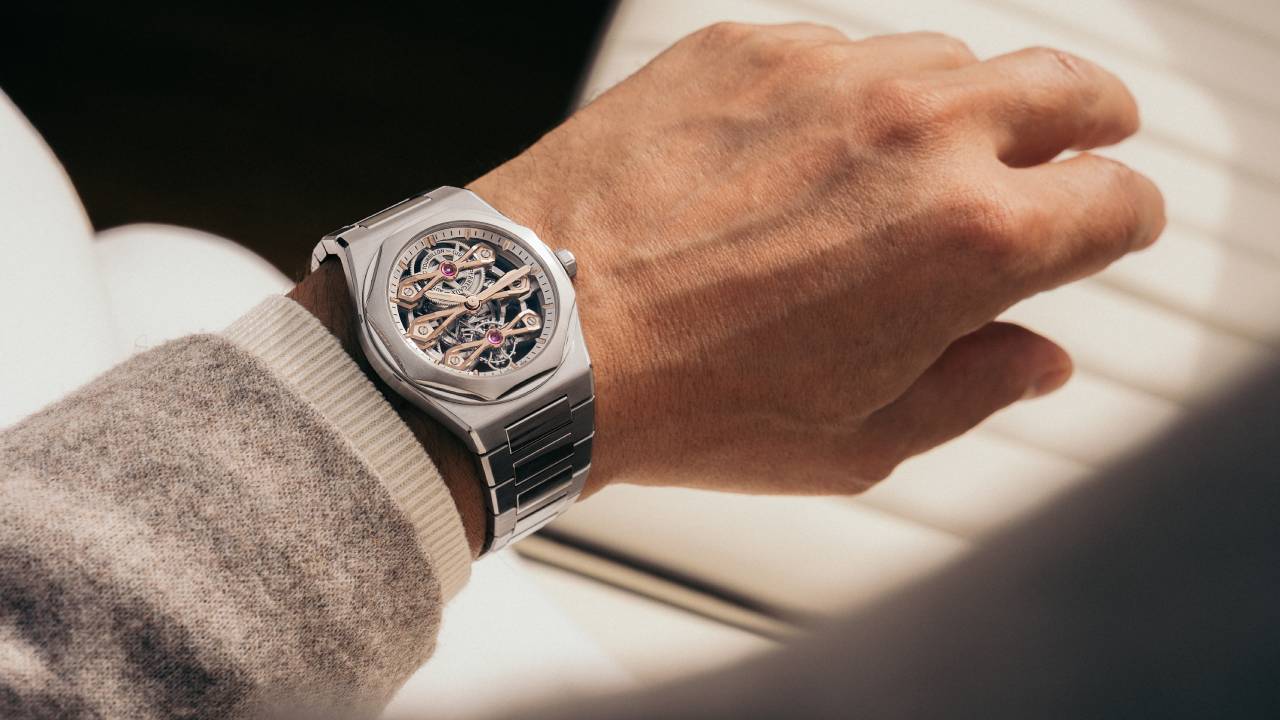Girard-Perregaux Laureato Fifty Three Gold Bridges