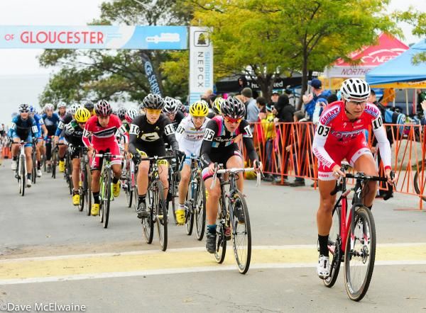 Meredith Miller (California Giant Berries) takes the holeshot