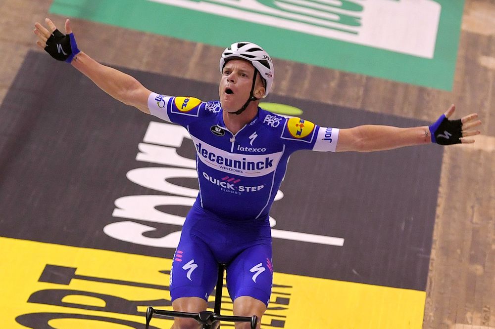 Iljo Keisse celebrates the final sprint and overall victory of the Gent Six Day