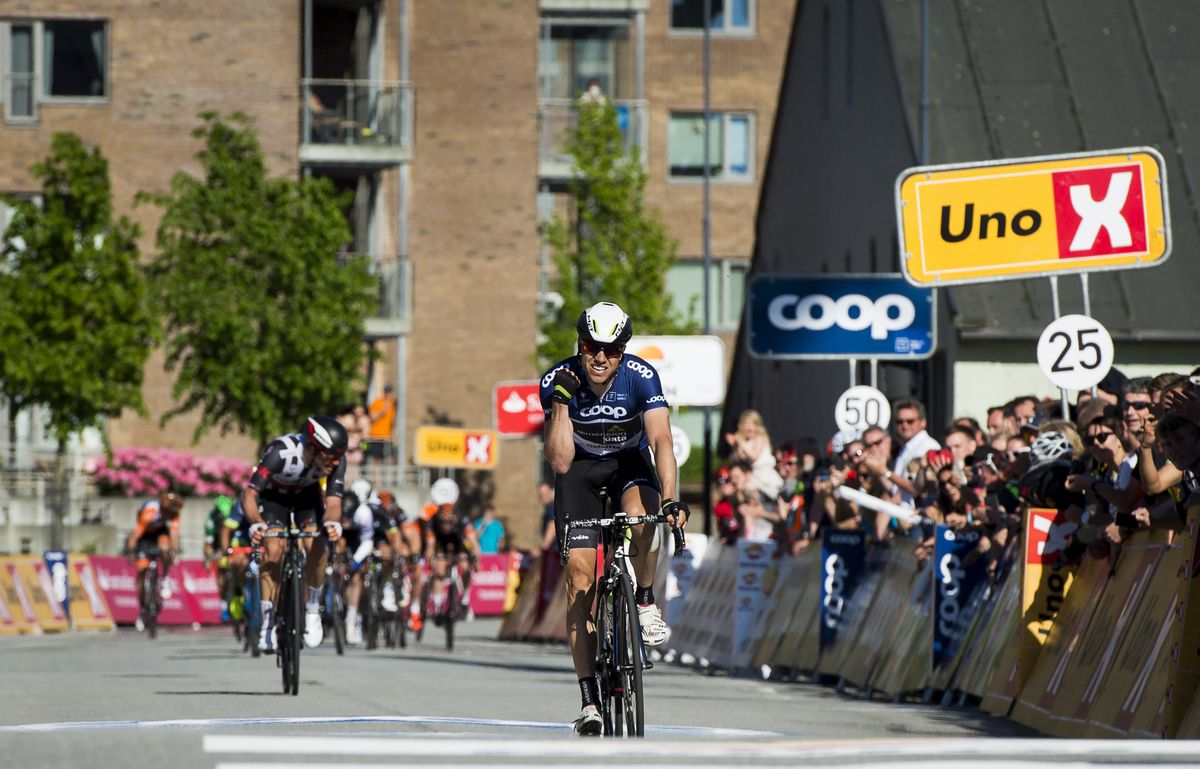 A subdued celebration by Edvald Boasson Hagen (Dimension Data)