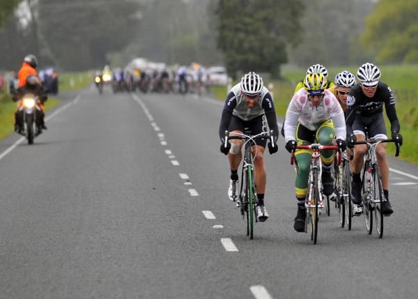 A break of six has formed immediately after the start