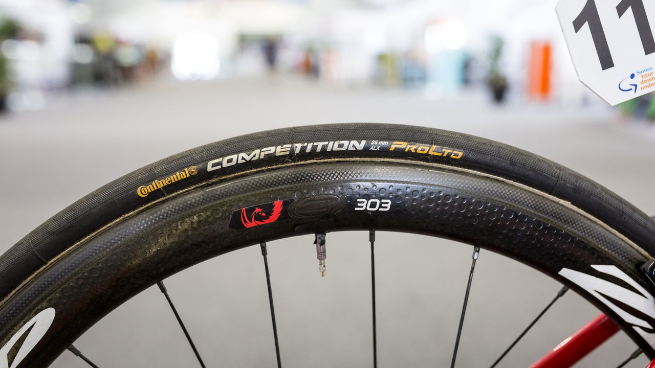 Zipp Firecrest 303 wheels and Continental Competition 25mm tubular tyres