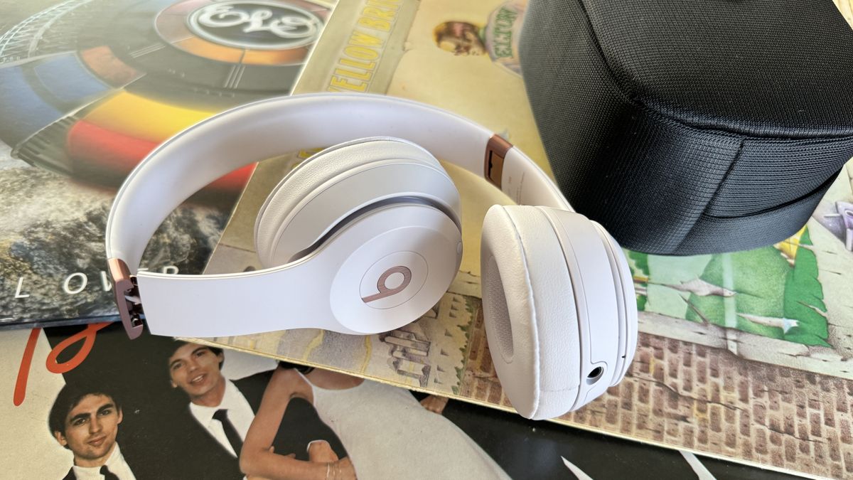 Hands on: Beats Solo 4 review | What Hi-Fi?